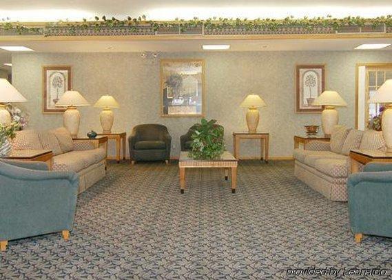 Econo Lodge Inn And Suites Of Bossier City Interior photo