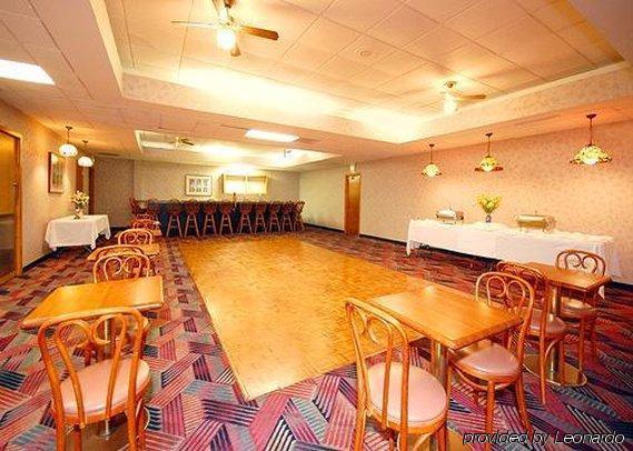 Econo Lodge Inn And Suites Of Bossier City Restaurant photo